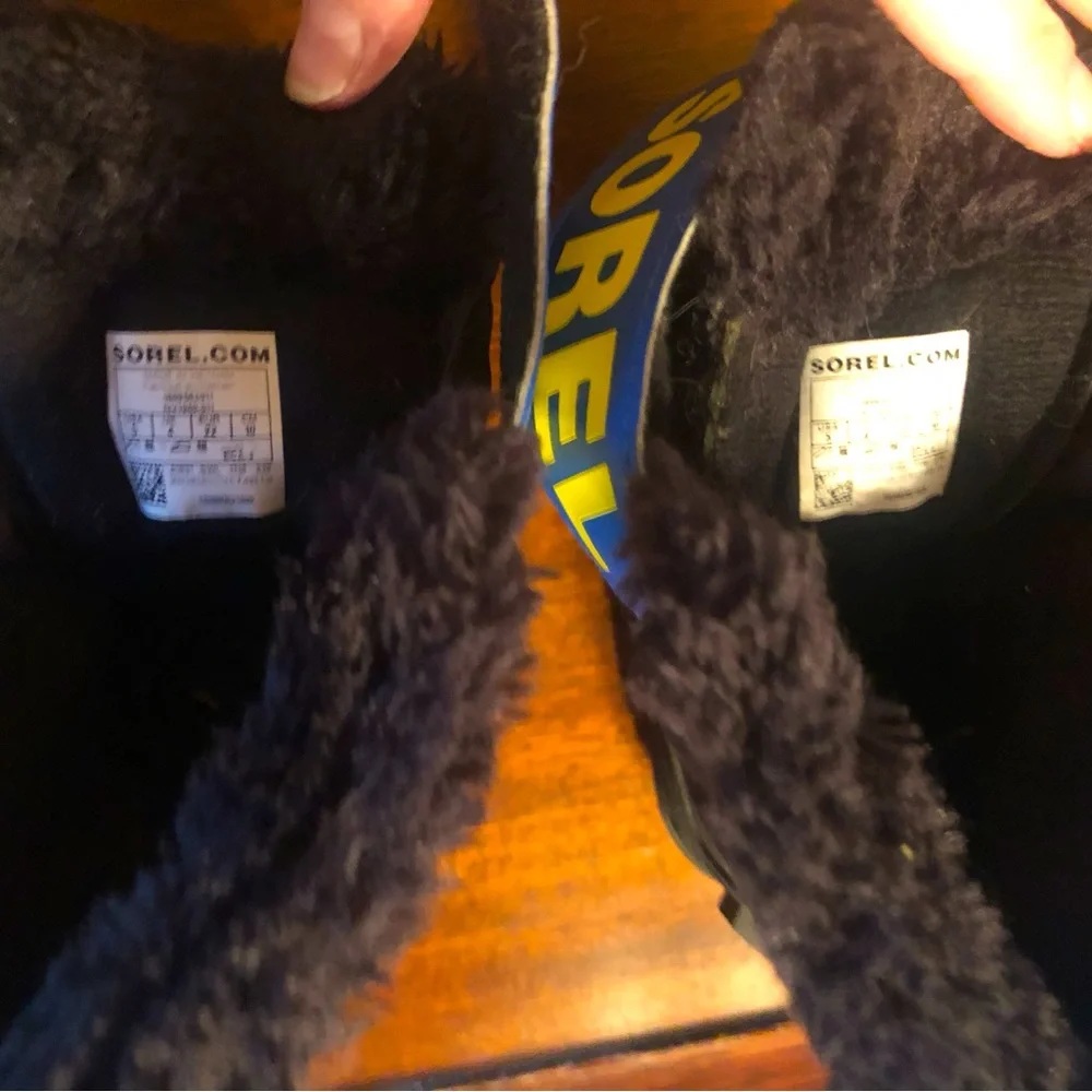 SOREL Boots Commander Toddler Size 5 Black/Blue Polar Bear Faux Fur